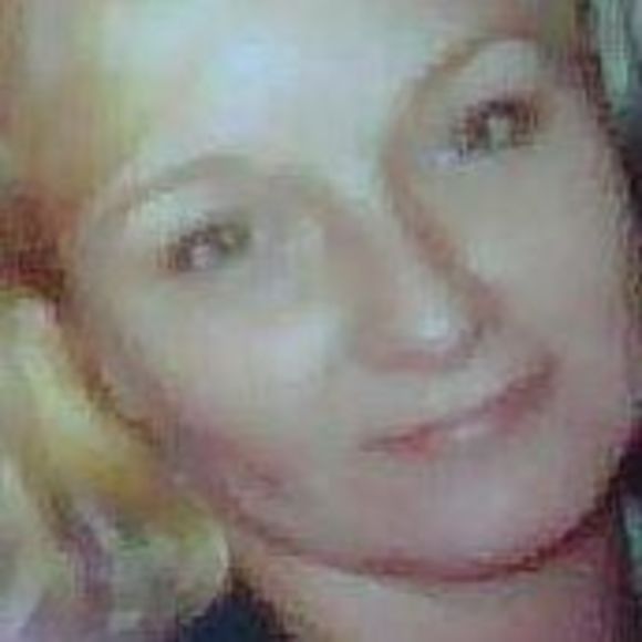 Meet your Posher, Janet - Picture 1 of 1